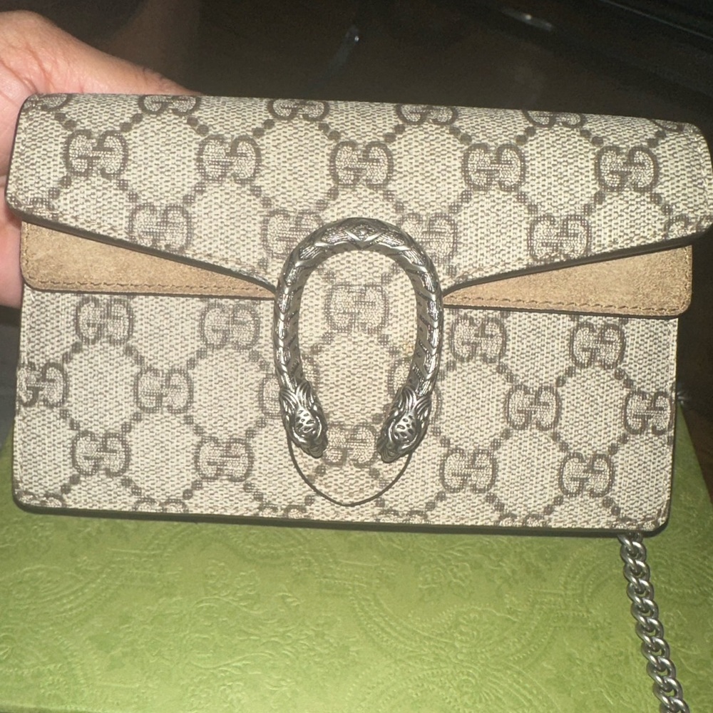Gucci DIONYSUS GG SUPREME SUPER MINI BAG